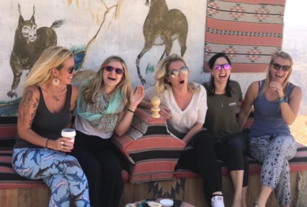 Adventure by day, chill by night. We go the extra mile to find the coolest, coziest spots for every type of traveler. Whether you’re a backpacker, a luxury lover, or somewhere in between, we’ve discovered the perfect place for you to rest and recharge. These aren’t just places to crash they’re your new favorite hangouts. So kick back, relax, and get ready to find your next favorite spot!